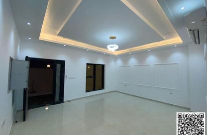 Villa - 5 Bedrooms - 7 Bathrooms for rent in Al Yasmeen 1 - Al Yasmeen - Ajman