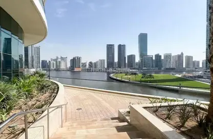 Apartment - Studio - 1 Bathroom for rent in Bay's Edge - Business Bay - Dubai