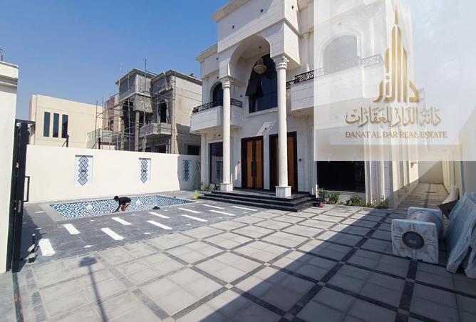 115465402 - Property Image 2