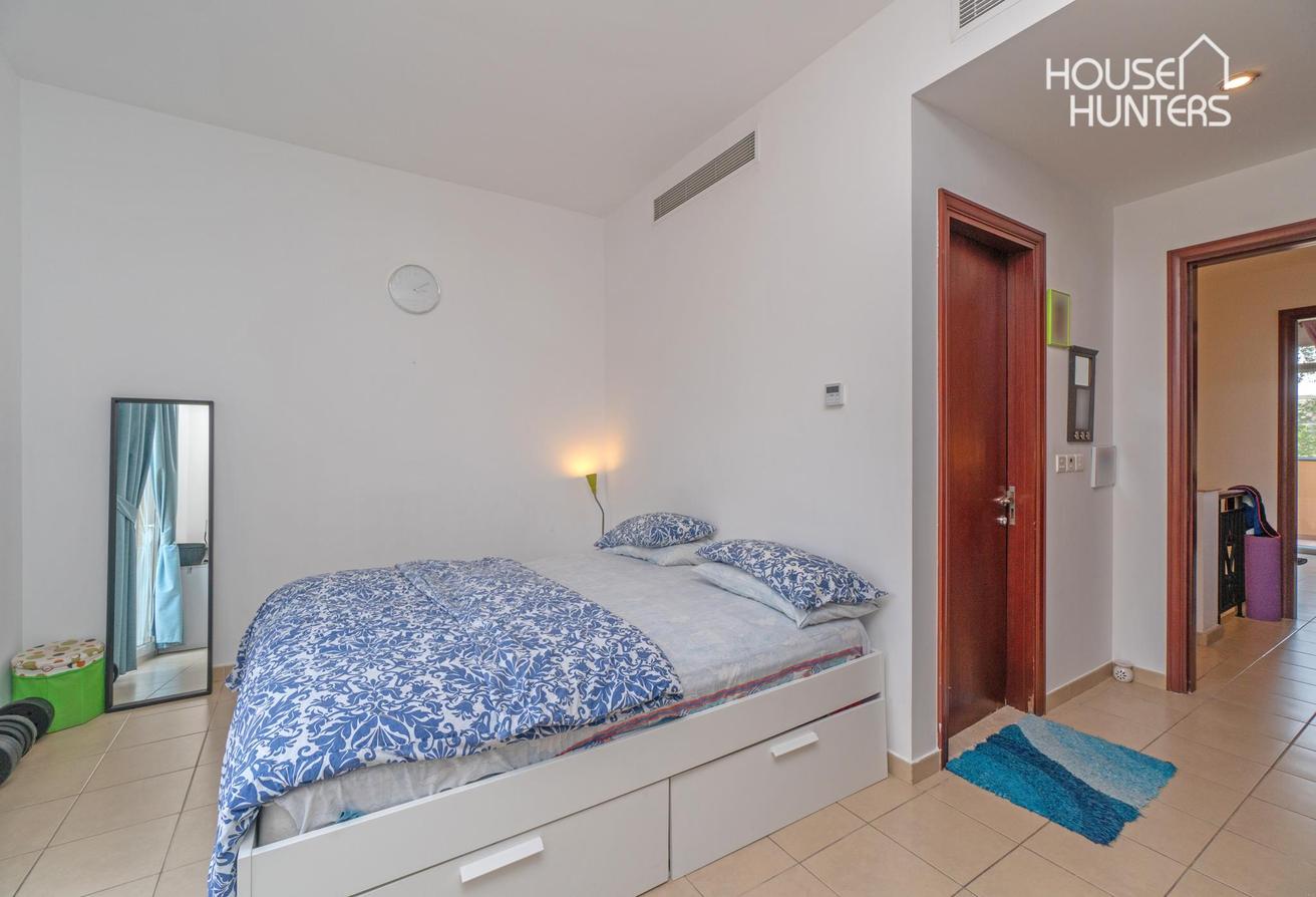 Exclusive | Internal Location | Opp. Pool and Park photo 17