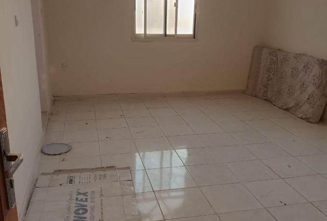 75402883 - Property Image 2