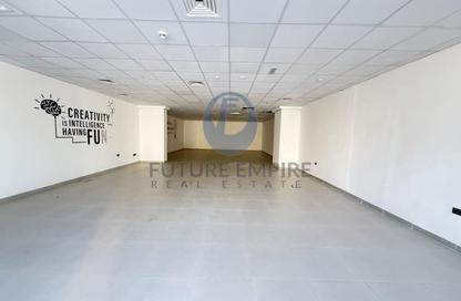 Shop - Studio - 3 Bathrooms for rent in Umm Hurair 2 - Umm Hurair - Bur Dubai - Dubai