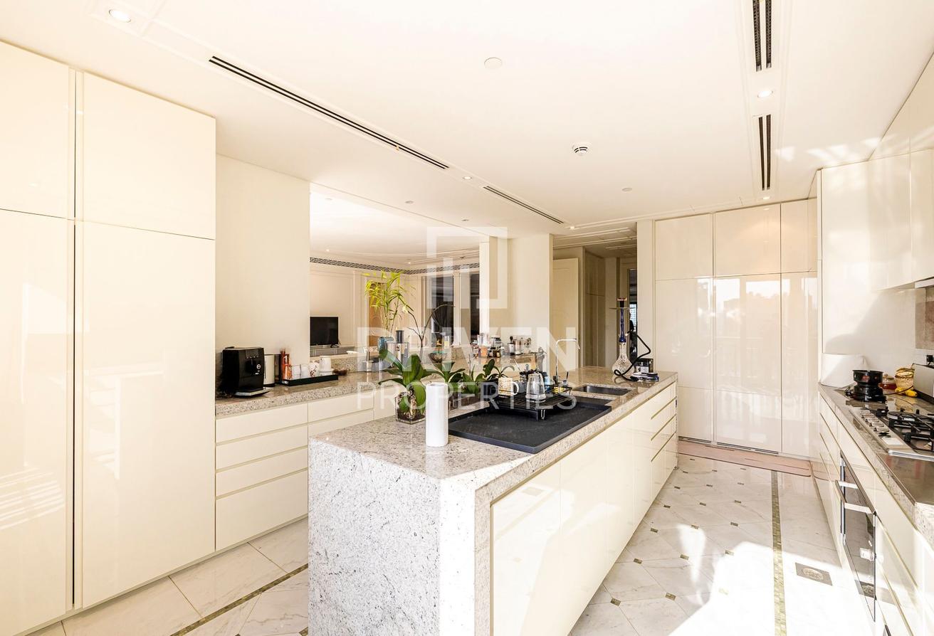 Ready to Move in | Huge Layout | Fully Furnished photo 16