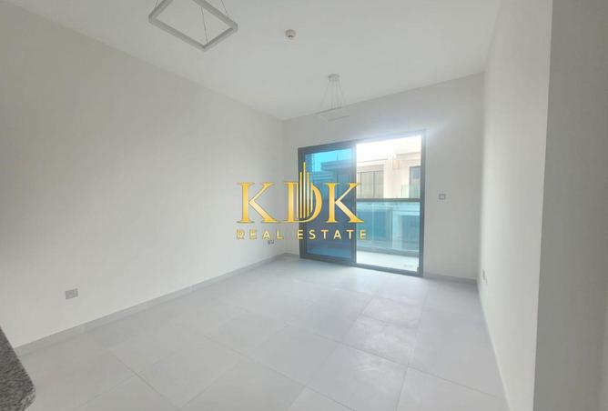 88761093 - Property Image 3