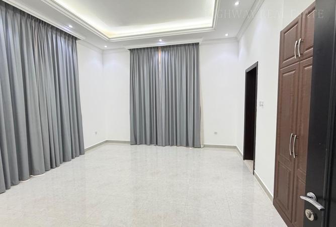 113253256 - Property Image 3