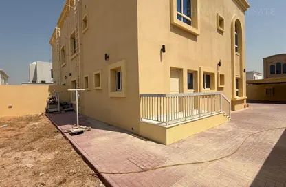 Villa - 4 Bedrooms - 6 Bathrooms for rent in Hoshi - Al Badie - Sharjah