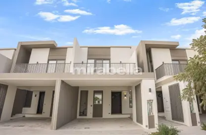 Townhouse - 3 Bedrooms - 4 Bathrooms for rent in Aura Gardens - Tilal Al Ghaf - Dubai
