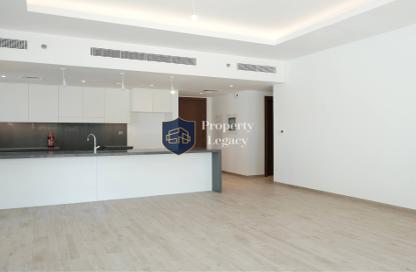 Apartment - 3 Bedrooms - 5 Bathrooms for rent in Central Park Building 1 - Central Park at City Walk - City Walk - Dubai