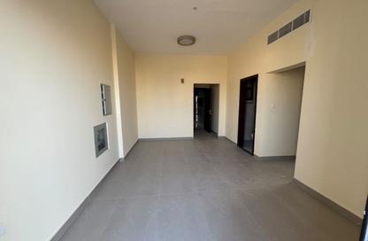Apartment - 1 - 2 for rent in Al Jurf 3 - Al Jurf - Ajman