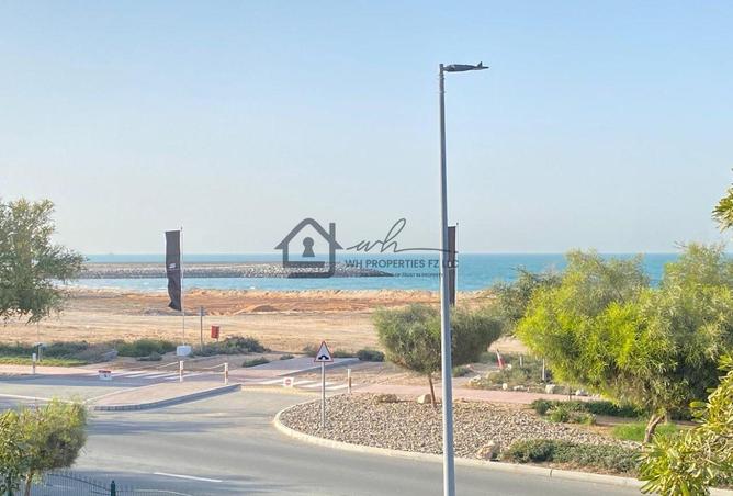 54961254 - صورة العقار 2