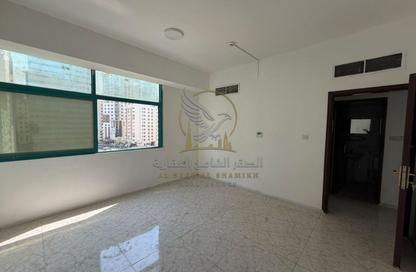 Apartment - 1 - 1 for rent in Jamal Abdul Nasser Street - Al Majaz - Sharjah Apartment - 1 - 1 for rent in Jamal Abdul Nasser Street - Al Majaz - Sharjah