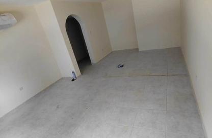 Apartment - 2 - 3 for rent in Al Majaz 1 - Al Majaz - Sharjah Apartment - 2 - 3 for rent in Al Majaz 1 - Al Majaz - Sharjah