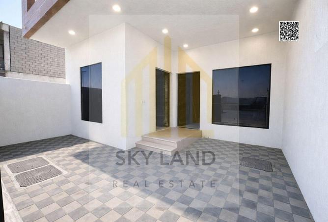 141461932 - Property Image 2