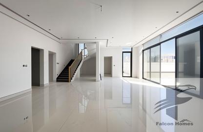Villa - 5 Bedrooms - 6 Bathrooms for rent in Al Aweer 1 - Al Aweer - Dubai