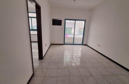 Apartment - 1 Bedroom - 1 Bathroom for rent in Al Butina 9 Building - Al Butina - Sharjah