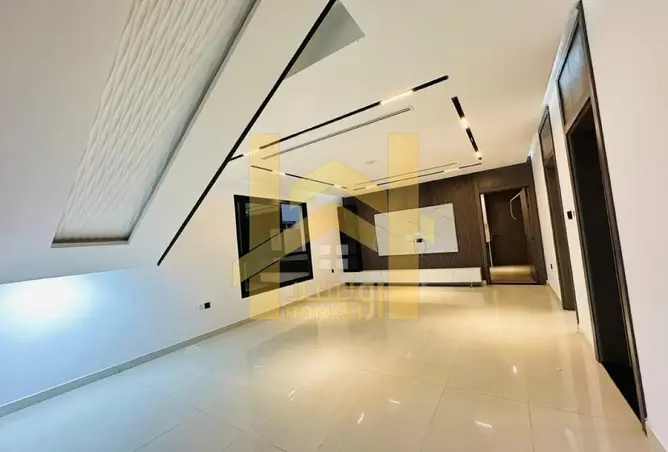 71107556 - Property Image 3