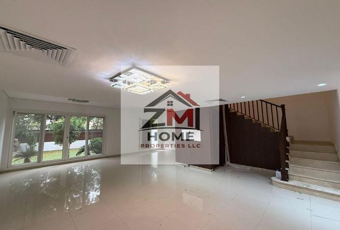 76598604 - Property Image 3