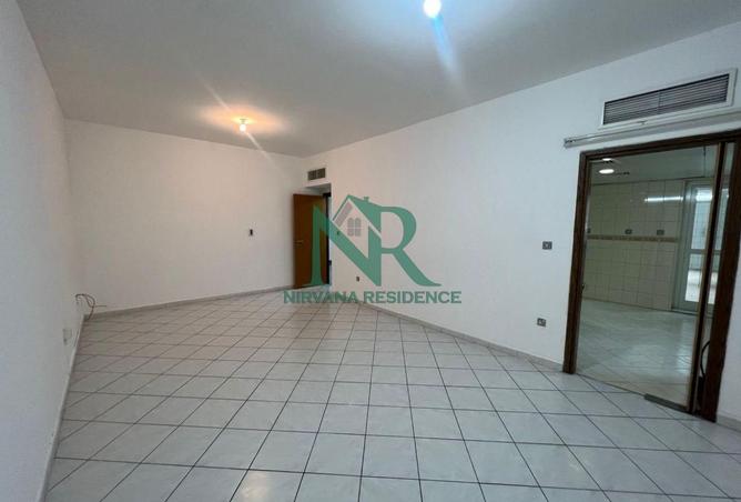 84071070 - Property Image 3