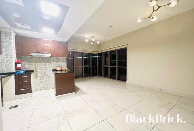 130202100 - Property Image 2