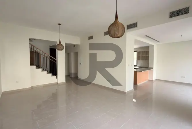 141899018 - Property Image 3