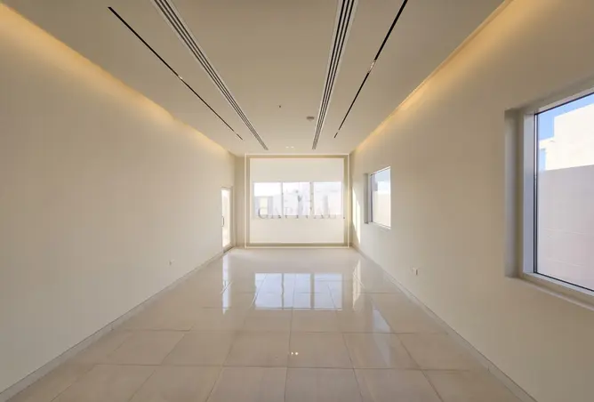 155586147 - Property Image 3