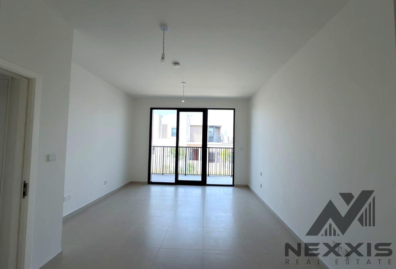 Corner 4BR Villa | Premium Community | Ready MOVE photo 13