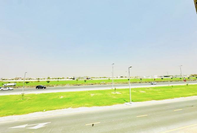 Brand new 1bhk 2washroom with balcony al tai Sharj