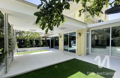 Villa - 3 Bedrooms - 4 Bathrooms for rent in Springs 8 - The Springs - Dubai