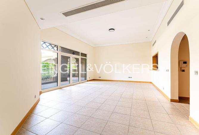 105965120 - Property Image 3