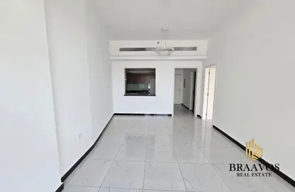 Apartment - 1 Bedroom - 2 Bathrooms for rent in Crystal Residence - District 11 - Jumeirah Village Circle - Dubai
