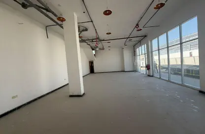 مصنع - استوديو - 3 حمامات للايجار في مبني علي موسى - الصجعة الصناعية - الصجعة - الشارقة