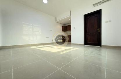 Apartment - Studio - 1 Bathroom for rent in Hadbat Al Zafranah - Muroor Area - Abu Dhabi
