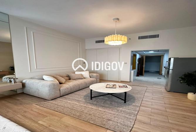 122005153 - Property Image 2