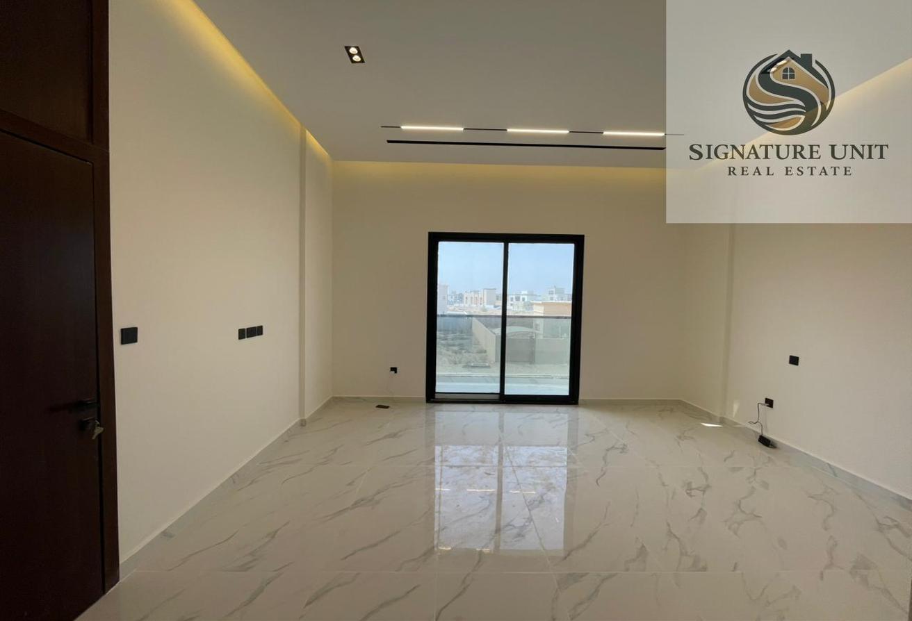 LUXURY 4BR VILLA | POOL | MAJLIS | LIVING HALL photo 5