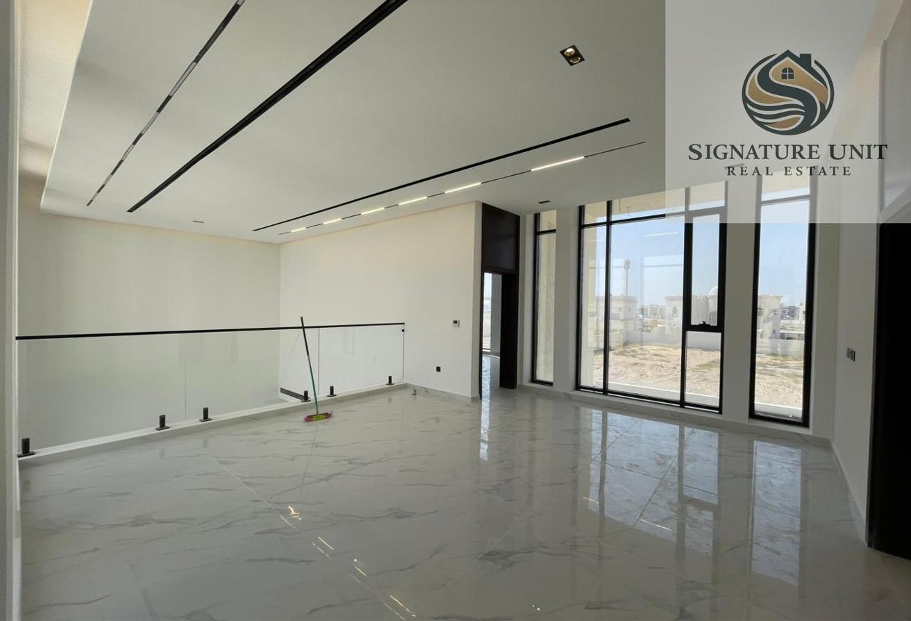 LUXURY 4BR VILLA | POOL | MAJLIS | LIVING HALL photo 15