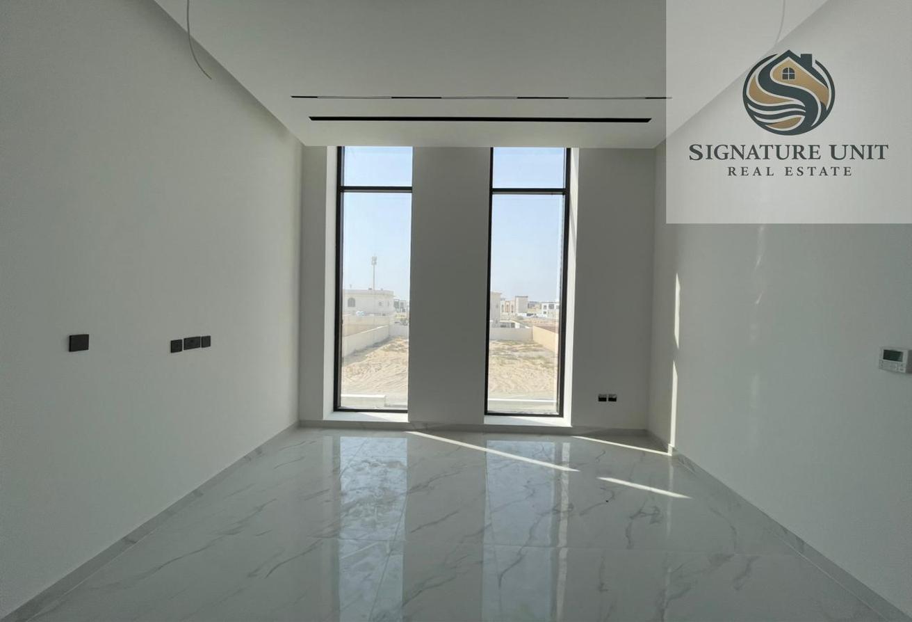 LUXURY 4BR VILLA | POOL | MAJLIS | LIVING HALL photo 6