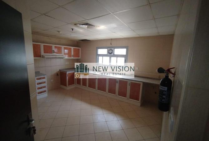 56128615 - صورة العقار 3