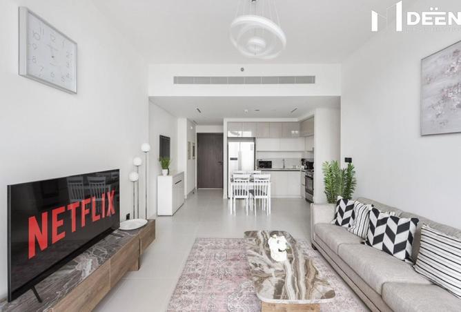 74233587 - Property Image 2