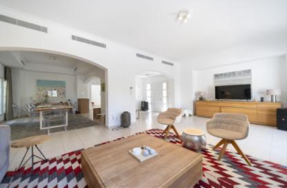 Villa - 4 Bedrooms - 3 Bathrooms for rent in Deema 2 - Deema - The Lakes - Dubai