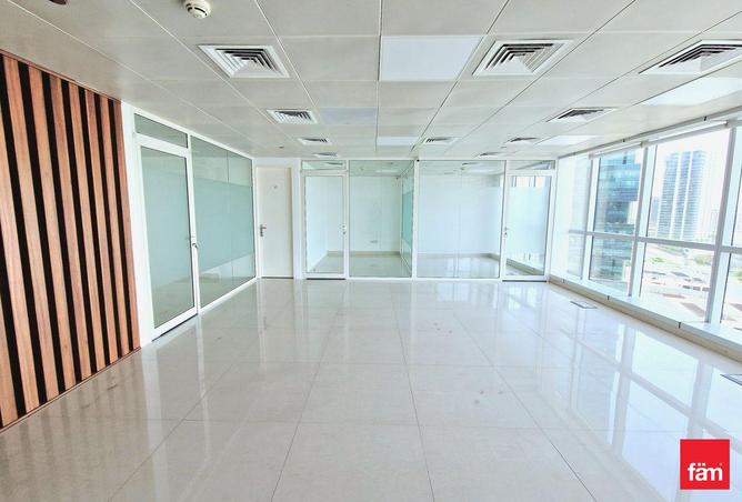 106834208 - Property Image 2
