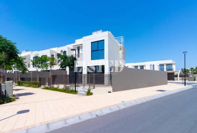 136079825 - Property Image 2
