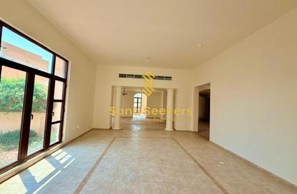 Villa - 4 Bedrooms - 5 Bathrooms for rent in Sas Al Nakheel Village - Sas Al Nakheel - Abu Dhabi Villa - 4 Bedrooms - 5 Bathrooms for rent in Sas Al Nakheel Village - Sas Al Nakheel - Abu Dhabi