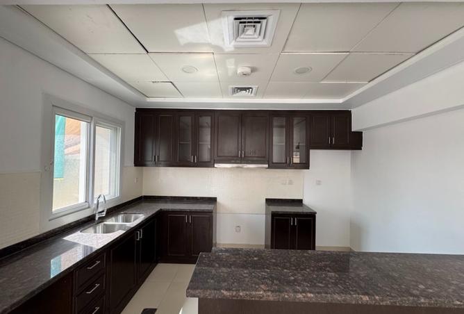 136106233 - Property Image 3