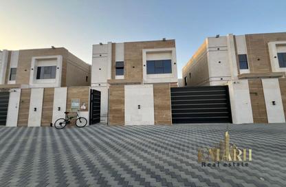 Villa - 3 - 5 for sale in Al Helio 1 - Al Helio - Ajman Villa - 3 - 5 for sale in Al Helio 1 - Al Helio - Ajman