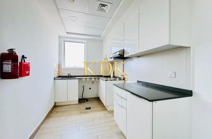 Apartment - 1 Bedroom - 2 Bathrooms for rent in Bloom Towers C - Bloom Towers - District 10 - Jumeirah Village Circle - Dubai