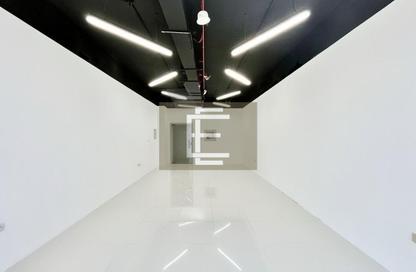 Office Space - Studio - 1 Bathroom for rent in Tamani Art Tower - Business Bay - Dubai