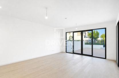 Townhouse - 4 - 5 for sale in Jebel Ali Village Townhouses - Jebel Ali Village - Jebel Ali - Dubai