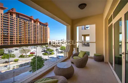 Apartment - 1 Bedroom - 2 Bathrooms for rent in Al Das - Shoreline Apartments - Palm Jumeirah - Dubai