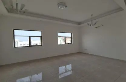 شقة - 2 غرف نوم - 2 حمامات للايجار في النيادات - العين شقة - 2 غرف نوم - 2 حمامات للايجار في النيادات - العين