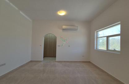 Apartment - 2 Bedrooms - 2 Bathrooms for rent in Al Niyadat - Al Ain